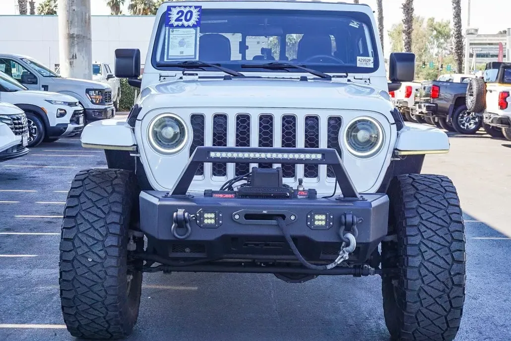 2020 Jeep Gladiator Overland photo 1