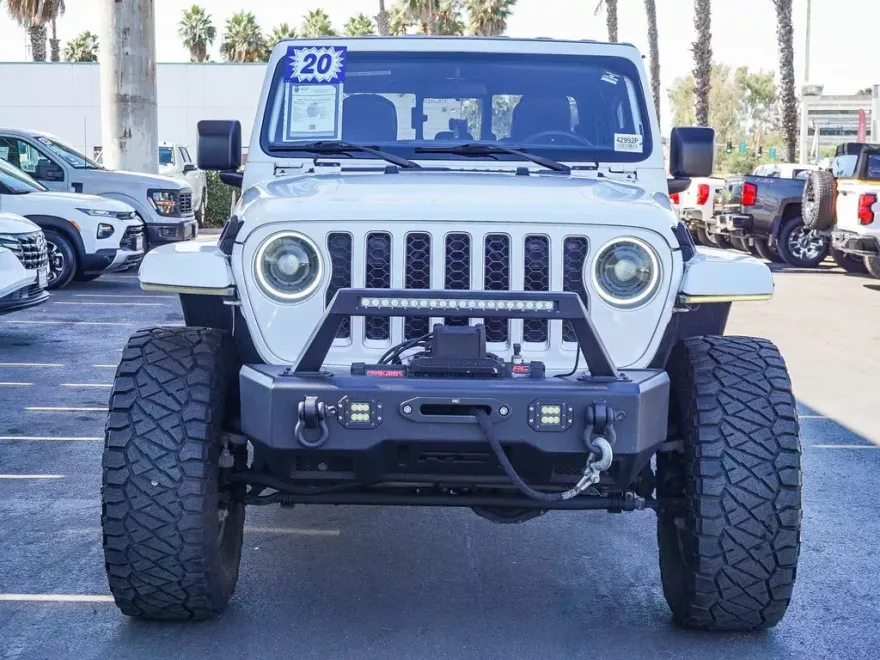 2020 Jeep Gladiator Overland photo 1