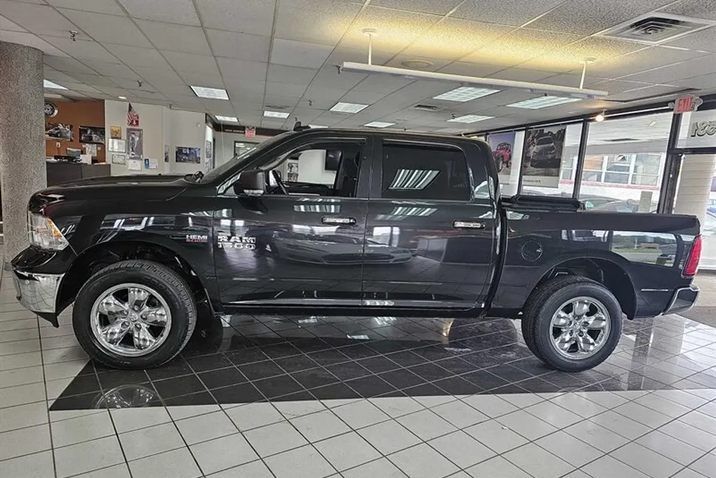 2017 Ram 1500 Big Horn photo 1