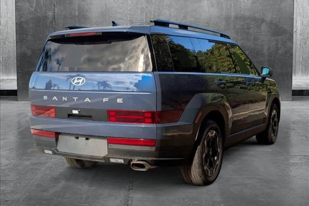 2025 Hyundai Santa Fe SEL photo 1