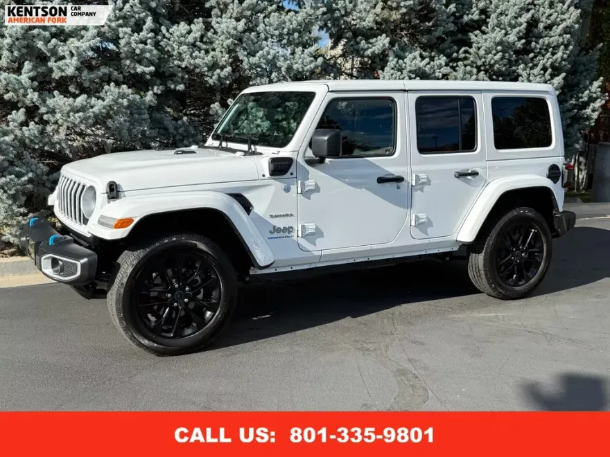 2024 Jeep Wrangler Sahara 4xe photo 1