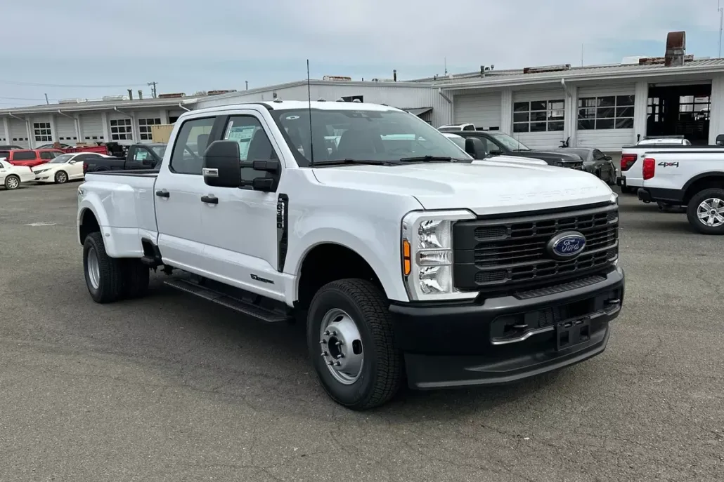 2025 Ford F-350 XL photo 1