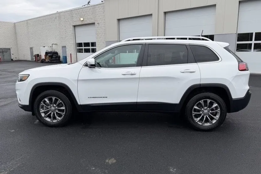 2020 Jeep Cherokee Latitude photo 1