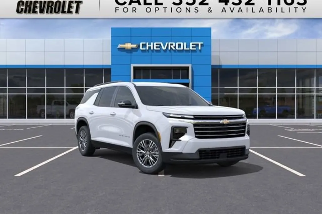 2026 Chevrolet Traverse photo 1