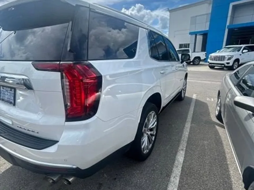 2022 Gmc Yukon Denali photo 1
