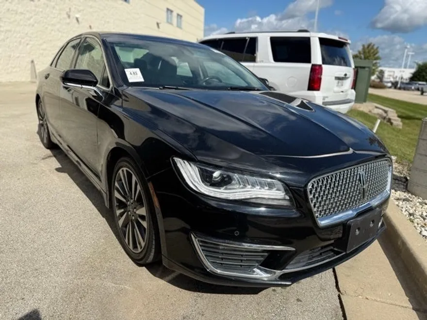 2020 Lincoln MKZ Hybrid Reserve photo 1