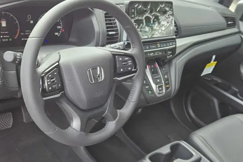 2025 Honda Odyssey EX-L photo 2