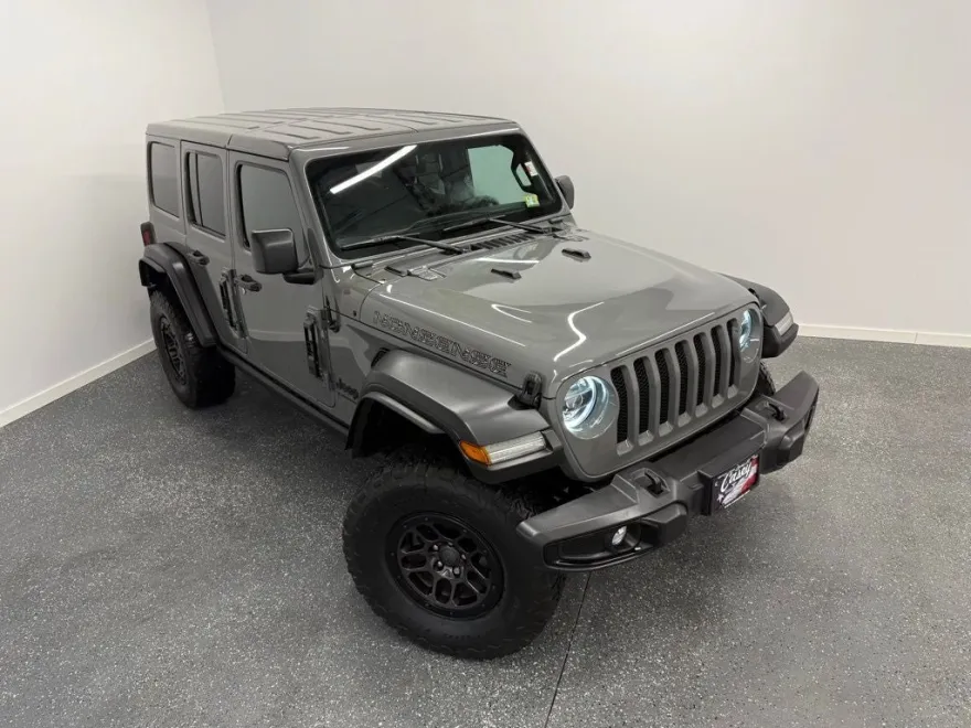 2023 Jeep Wrangler High Tide Sport photo 1