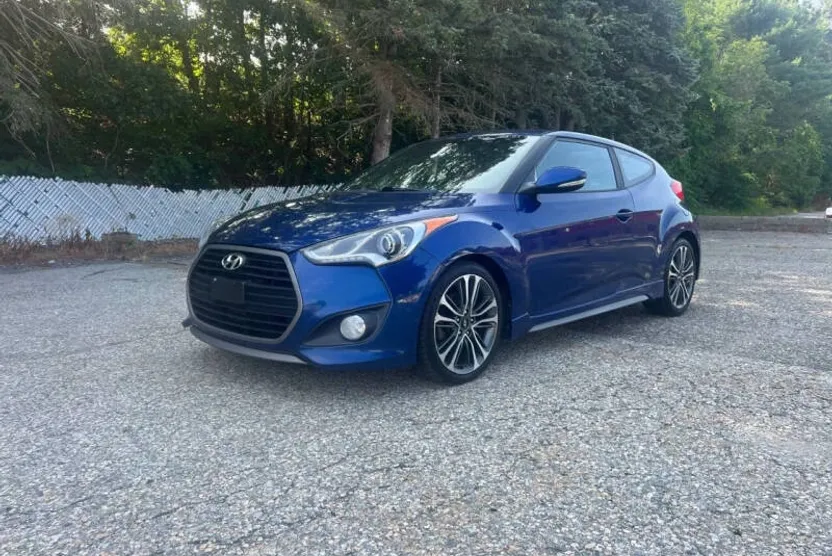 2017 Hyundai Veloster Turbo photo 1