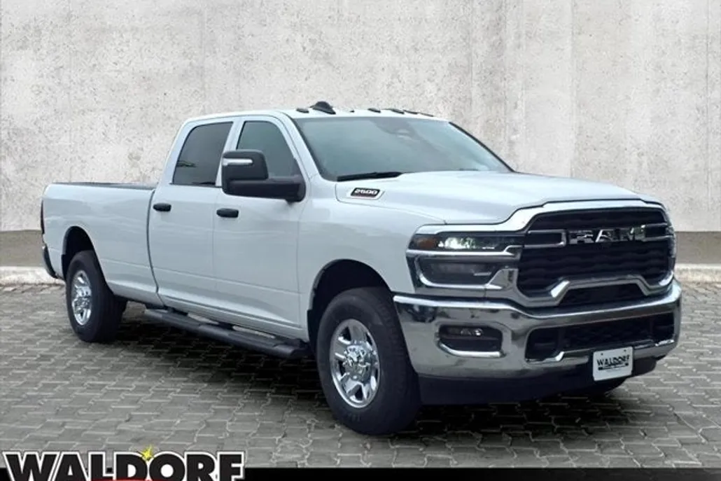 2025 Ram 2500 Tradesman photo 1