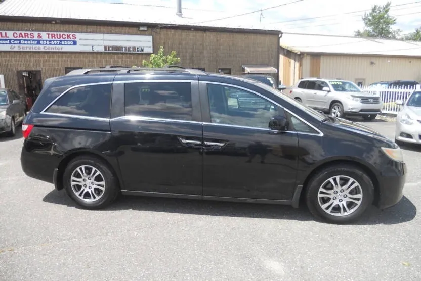 2011 Honda Odyssey EX photo 1