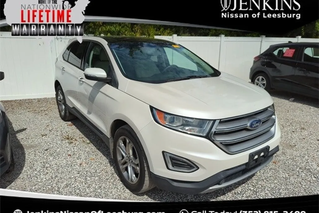 2016 Ford Edge Titanium photo 1