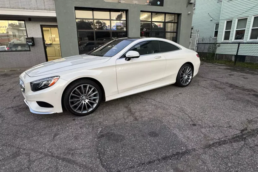 2015 Mercedes Benz S 550 4MATIC photo 1