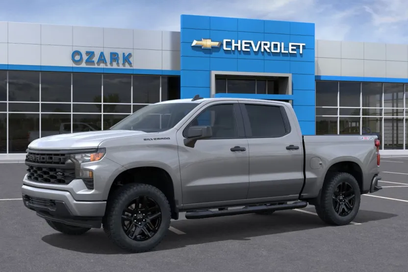2026 Chevrolet Silverado 1500 Custom photo 1
