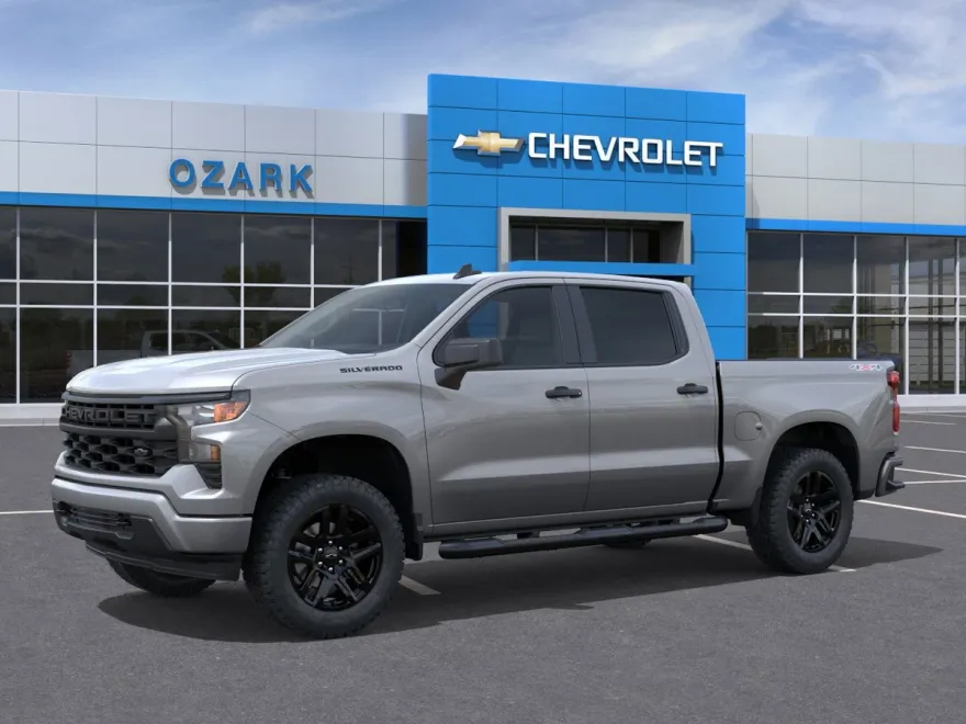 2026 Chevrolet Silverado 1500 Custom photo 1