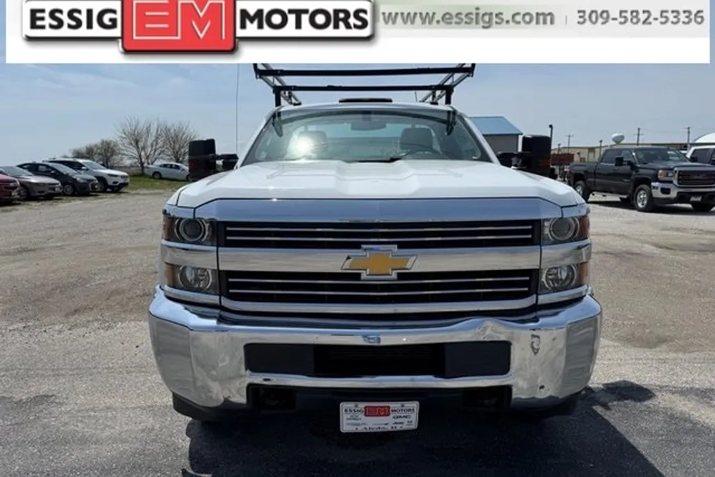 2017 Chevrolet Silverado 3500HD photo 1
