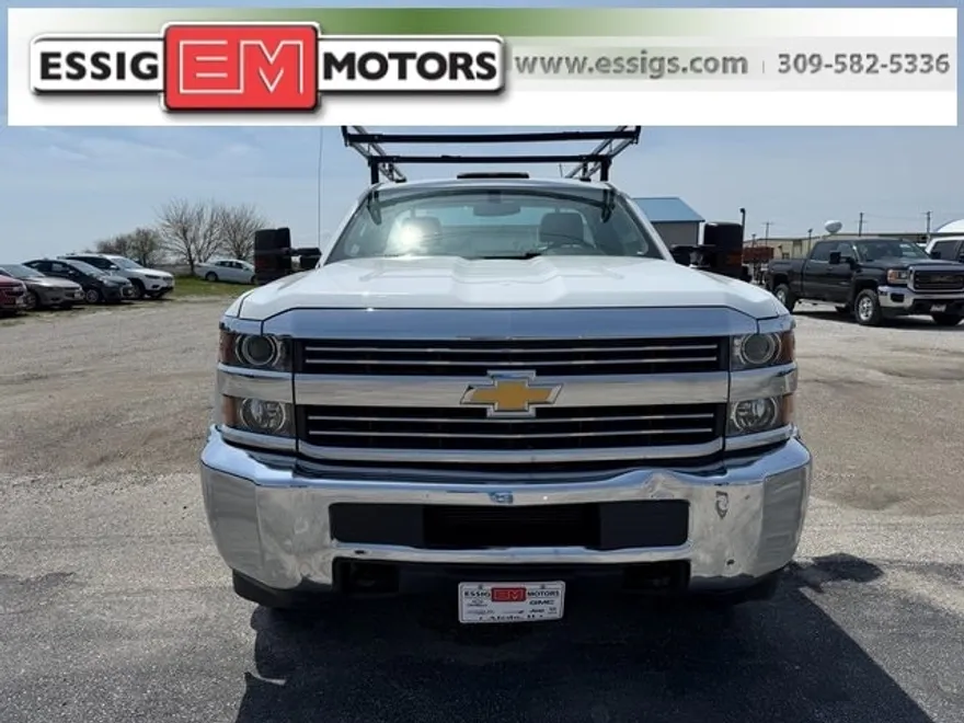 2017 Chevrolet Silverado 3500HD photo 1