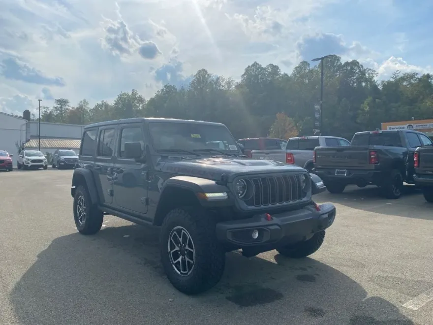 2025 Jeep Wrangler Rubicon photo 1