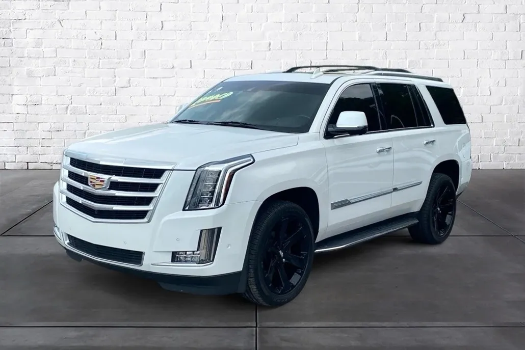 2020 Cadillac Escalade Luxury photo 1