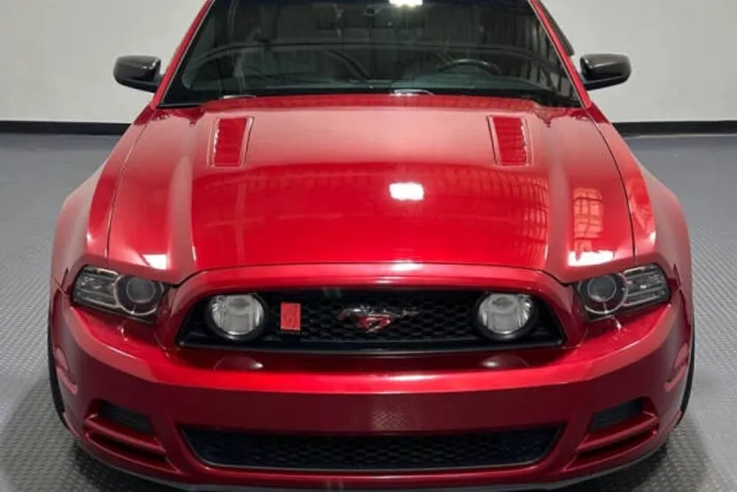 2013 Ford Mustang GT photo 1