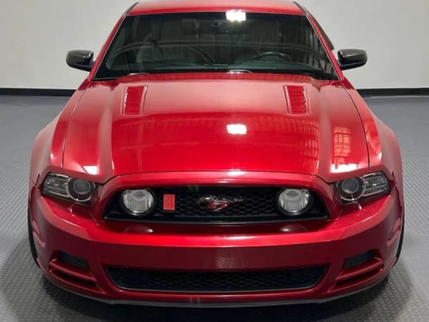 2013 Ford Mustang GT photo 1