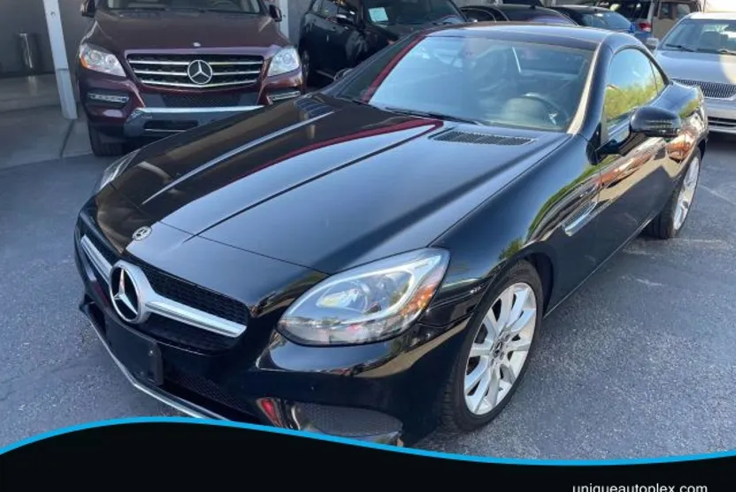 2018 Mercedes Benz SLC 300 photo 1