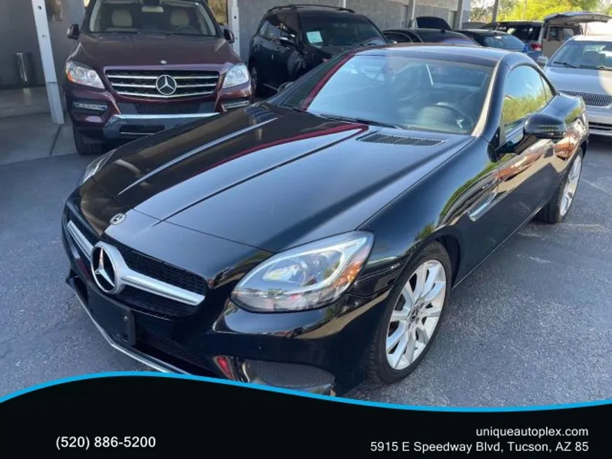 2018 Mercedes Benz SLC 300 photo 1