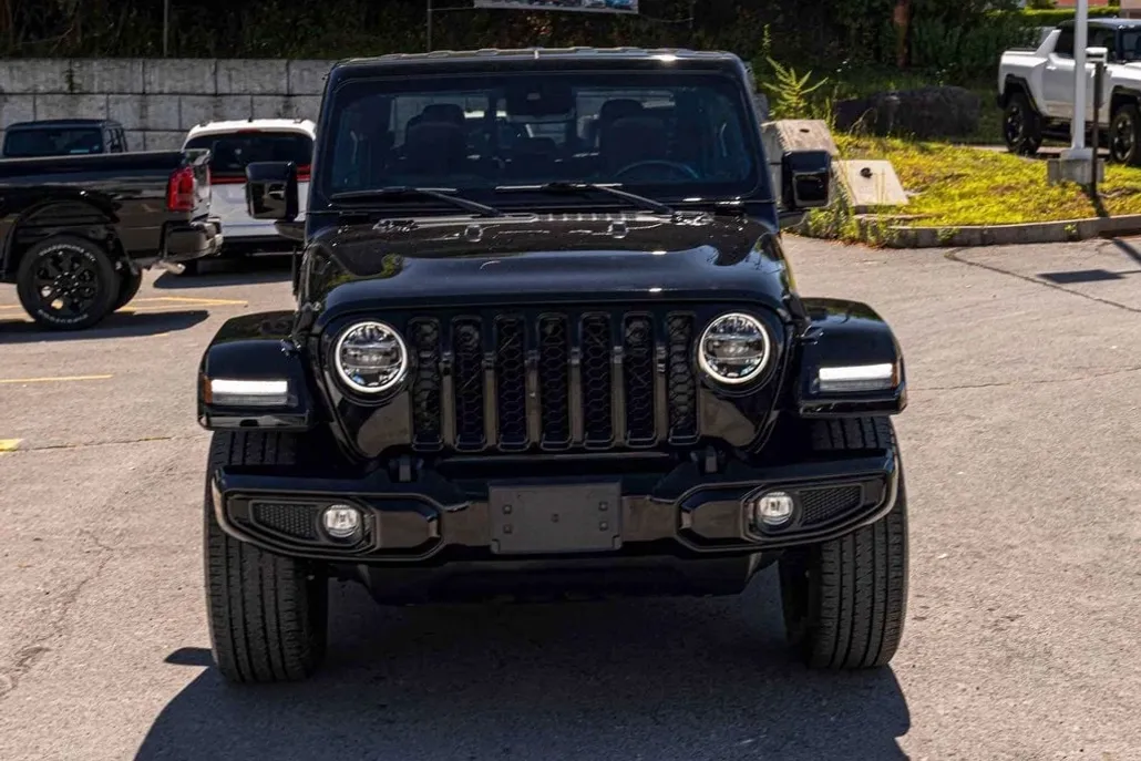 2022 Jeep Gladiator Overland photo 1