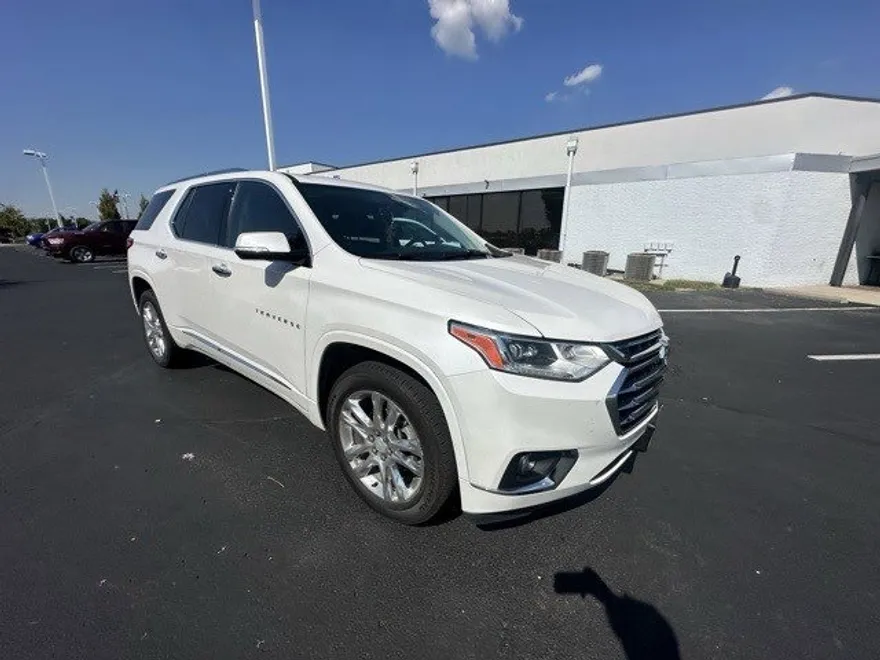 2018 Chevrolet Traverse High Country photo 1
