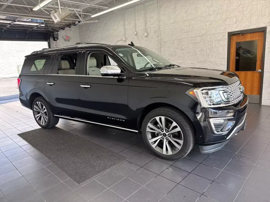 2020 Ford Expedition MAX Platinum photo 1