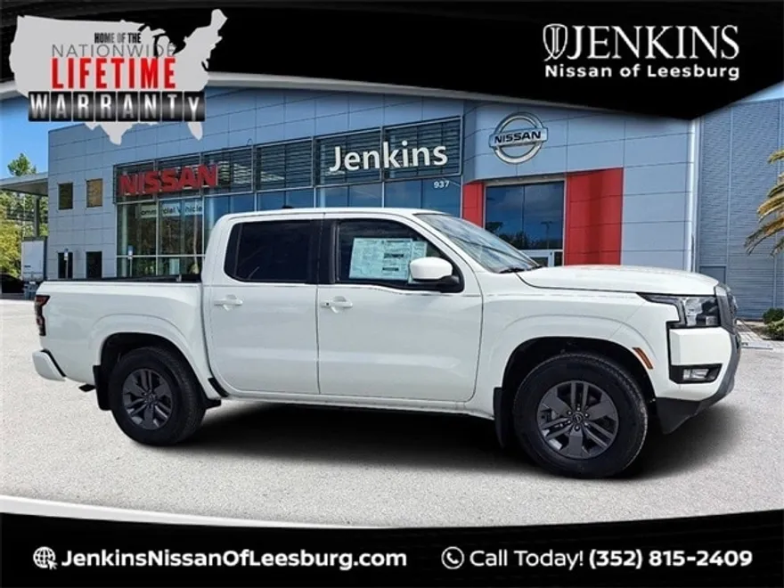 2025 Nissan Frontier SV photo 1