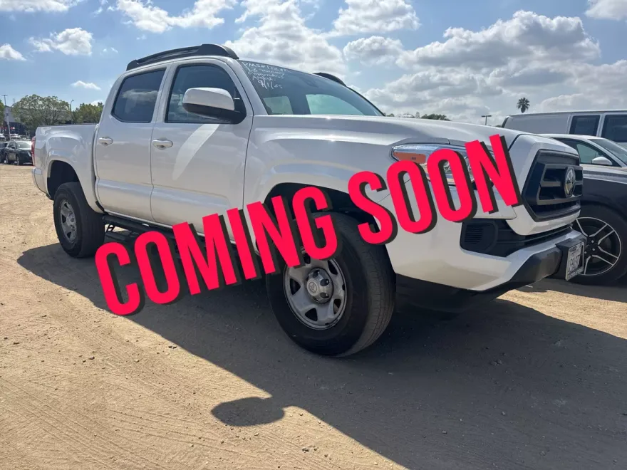 2023 Toyota Tacoma SR V6 photo 1