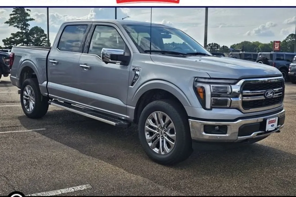 2025 Ford F-150 Lariat photo 1