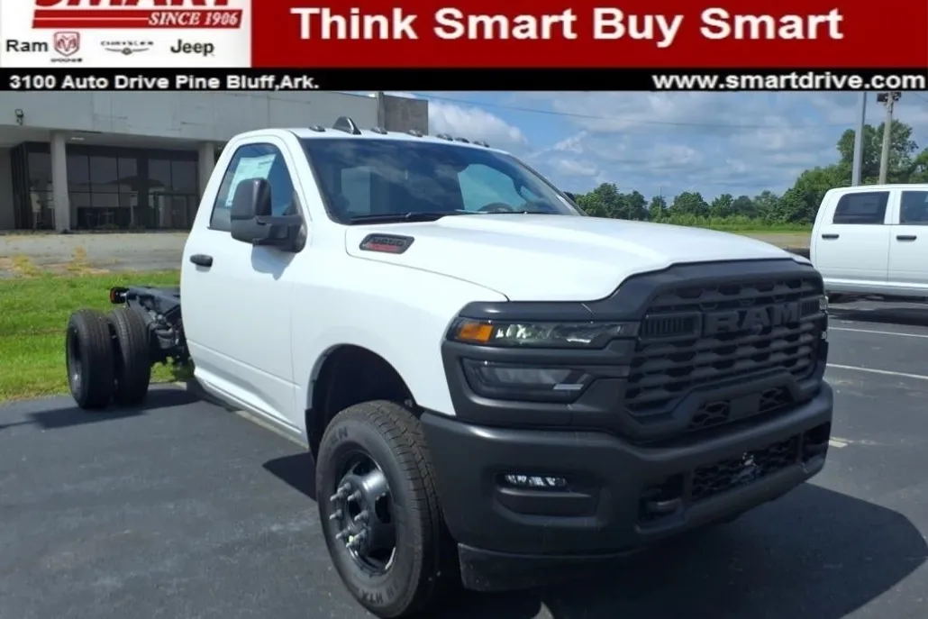 2025 Ram 3500 Tradesman photo 1