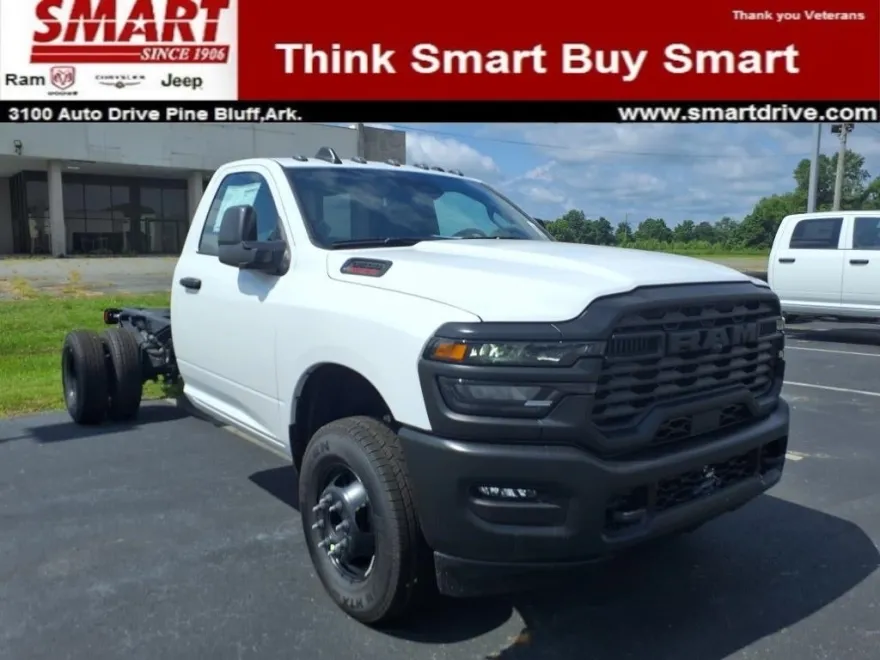 2025 Ram 3500 Tradesman photo 1