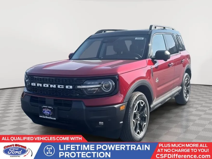 2025 Ford Bronco Sport Outer Banks photo 1
