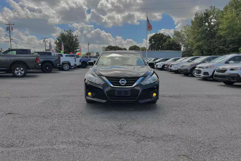 2016 Nissan Altima 2.5 SL photo 1