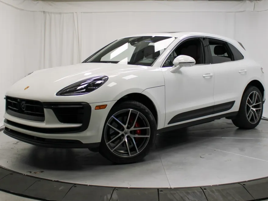 2023 Porsche Macan S photo 1