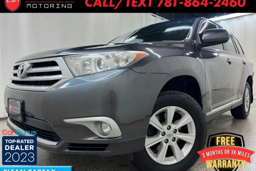 2013 Toyota Highlander Plus Sport photo 1