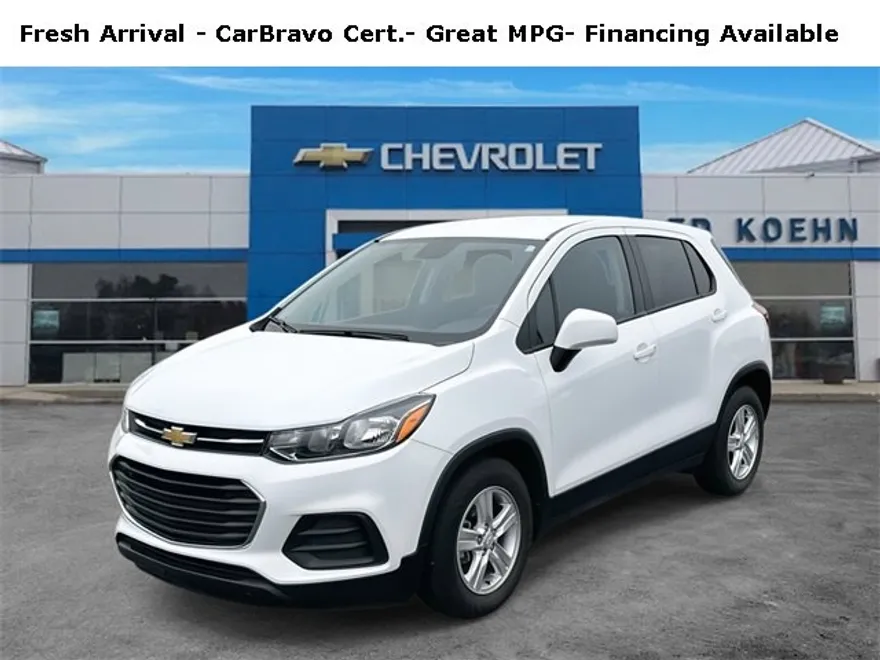2022 Chevrolet Trax LS photo 1