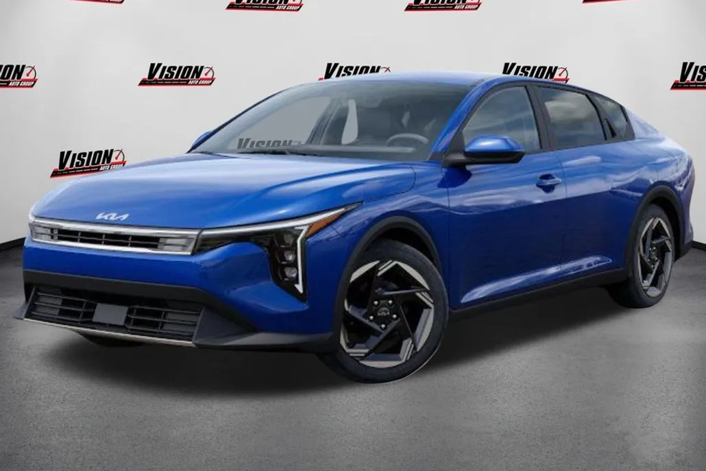 2025 Kia K4 EX photo 1