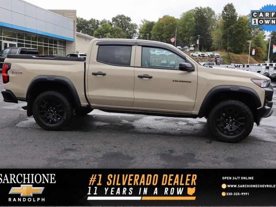 2023 Chevrolet Colorado Trail Boss photo 1