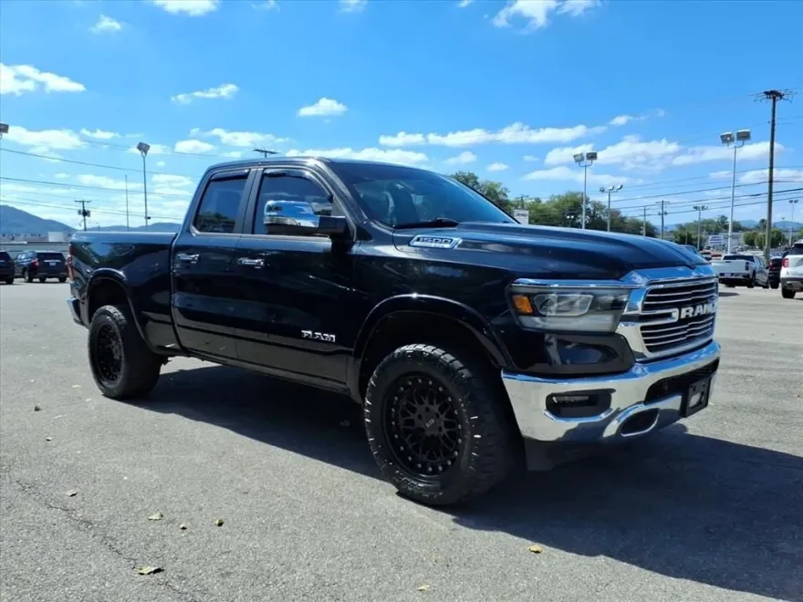 2020 Ram 1500 Laramie photo 1