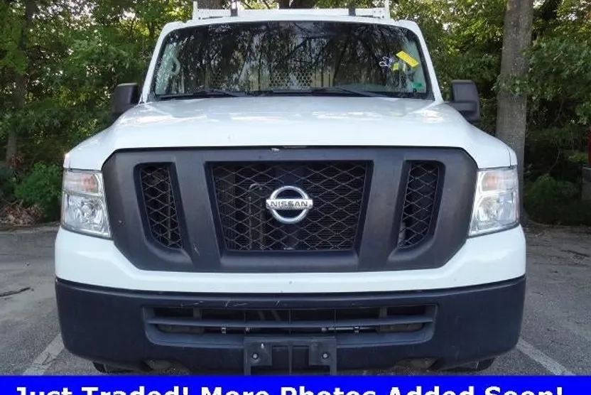 2020 Nissan NV2500 HD photo 1