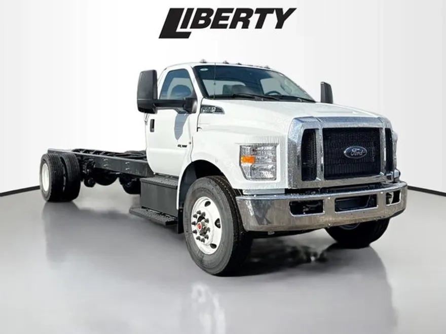2026 Ford F-750 photo 1