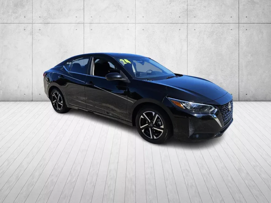2024 Nissan Sentra SV photo 1