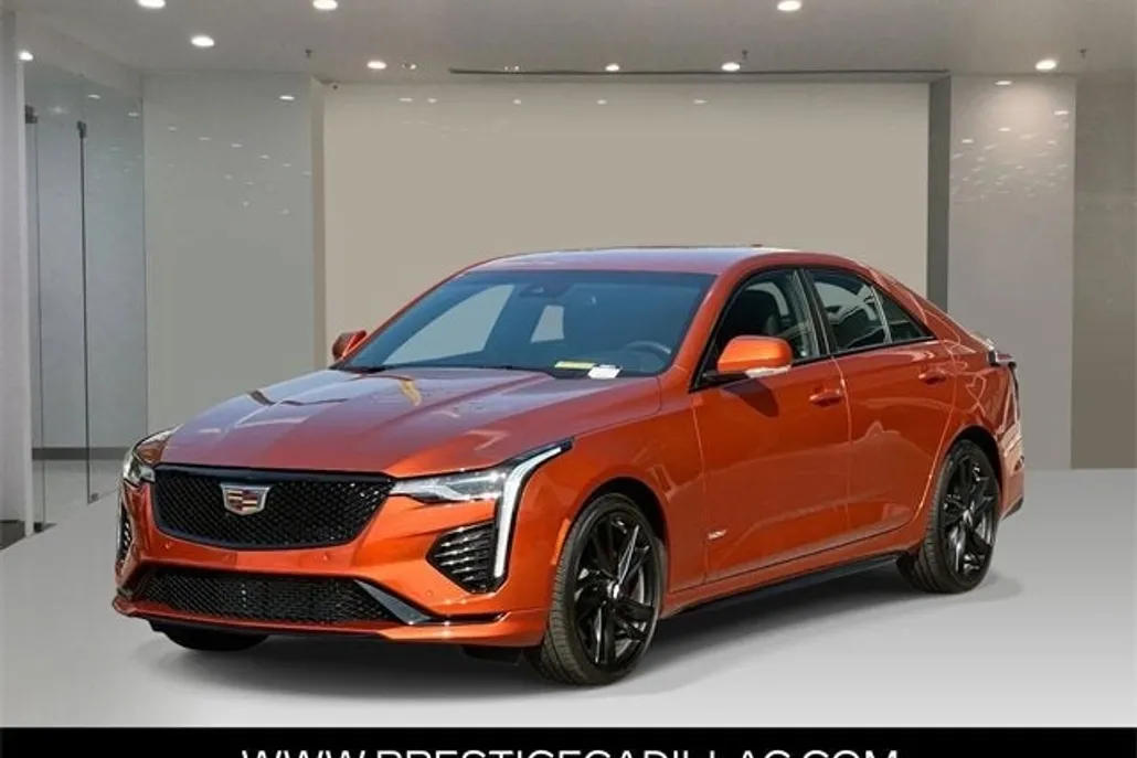 2023 Cadillac CT4 photo 1
