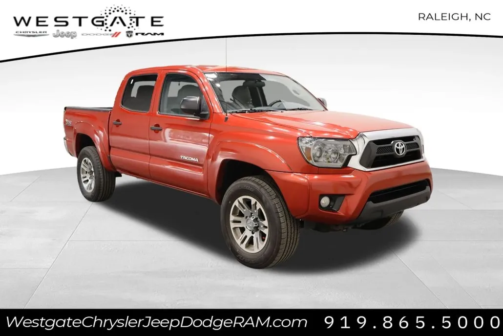 2015 Toyota Tacoma Base Double Cab photo 1