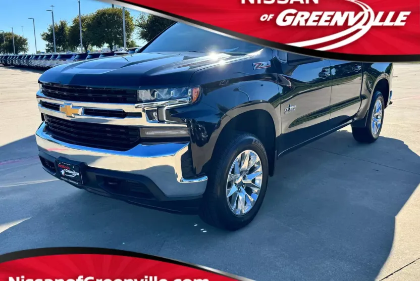 2021 Chevrolet Silverado 1500 LT photo 1