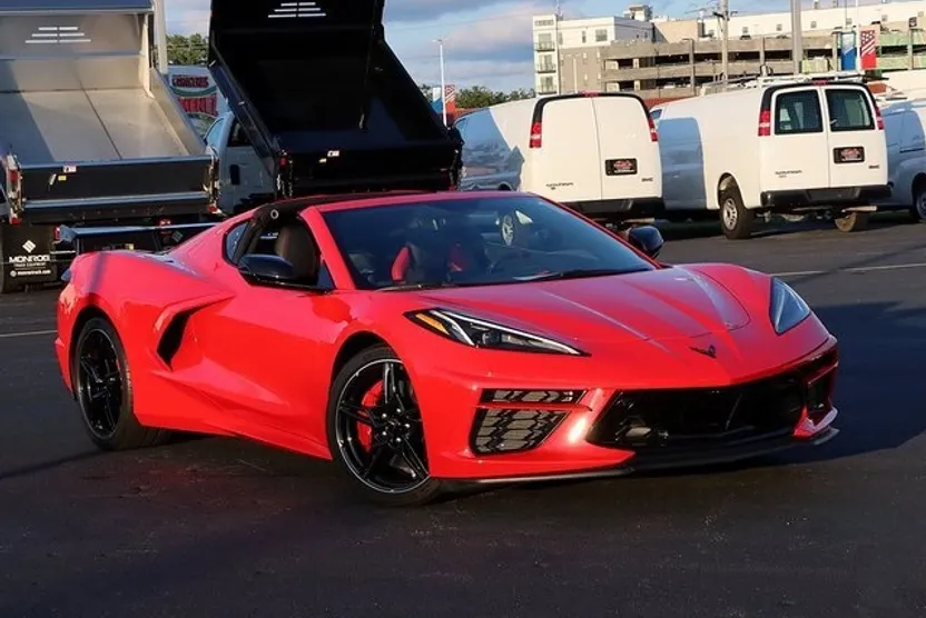 2020 Chevrolet Corvette Stingray 2LT photo 1